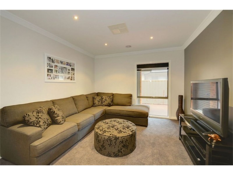 9 Bellington Drive, Alfredton VIC 3350