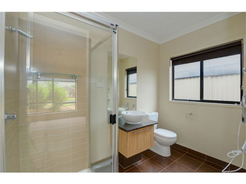 2 Citadel Court, Miners Rest VIC 3352