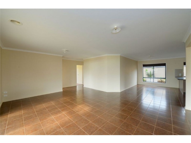 2 Citadel Court, Miners Rest VIC 3352