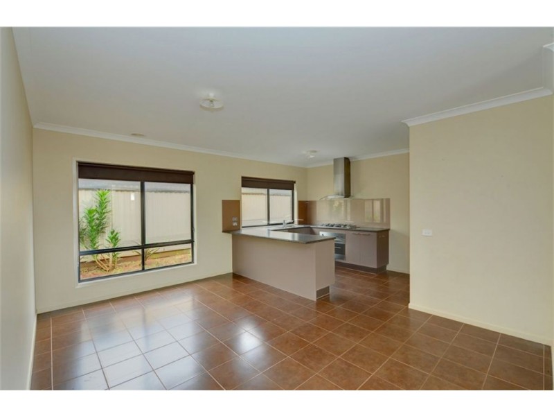2 Citadel Court, Miners Rest VIC 3352