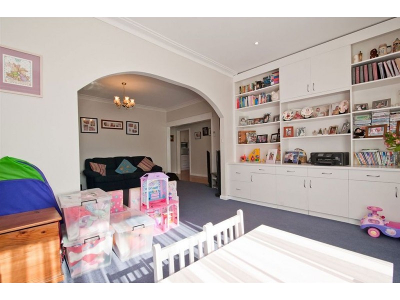 16 Dover Street, Wendouree VIC 3355