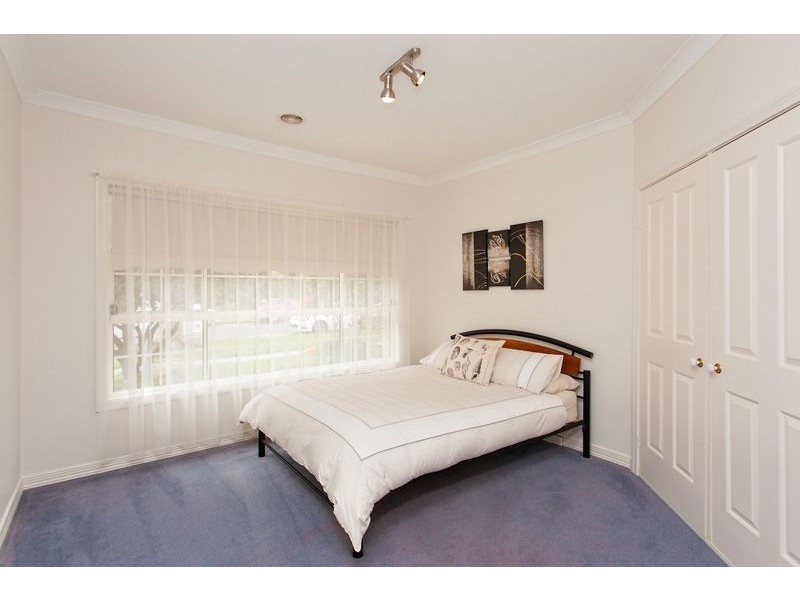 20 Longley Street, Alfredton VIC 3350