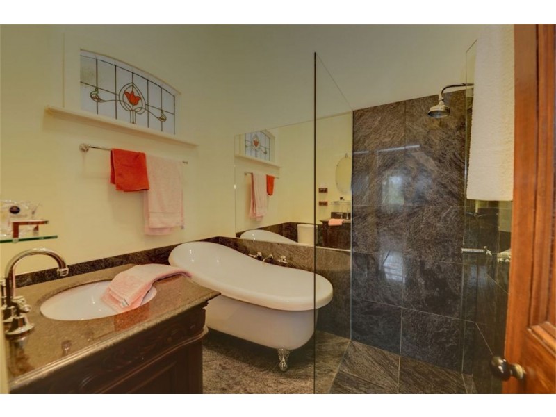 117 Finlay Street, Brown Hill VIC 3350