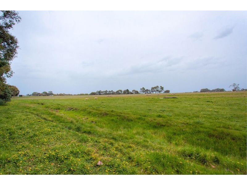 268 Remembrance Drive, Cardigan VIC 3352