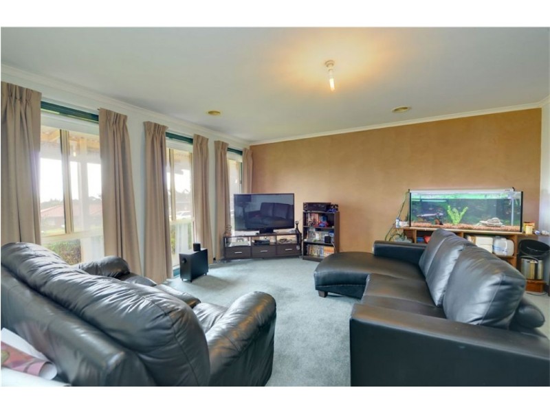 5 Bellbird Court, Mount Helen VIC 3350