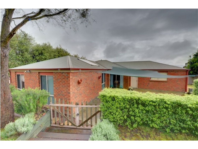 5 Bellbird Court, Mount Helen VIC 3350