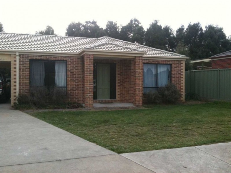 16 Clayton Park Drive, Ballarat VIC 3350