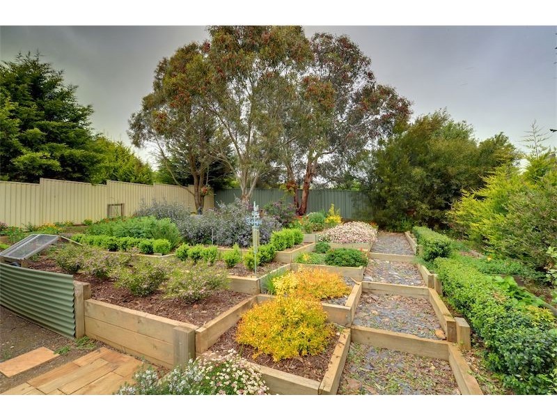 9 Hammon Street, Creswick VIC 3363