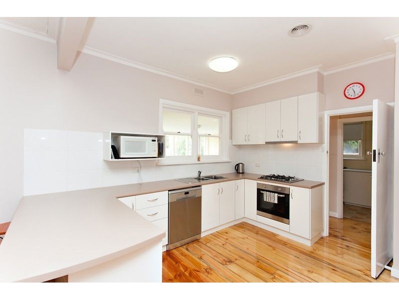 20 Waller Avenue, Newington VIC 3350