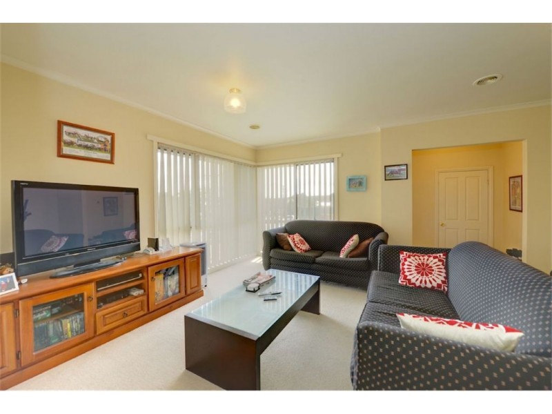 2/922 Geelong Road, Mount Clear VIC 3350