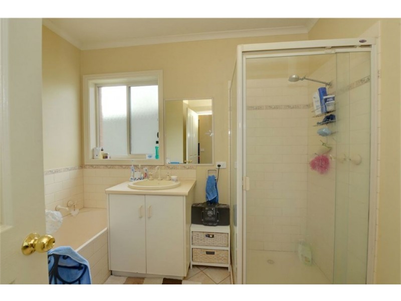 2/922 Geelong Road, Mount Clear VIC 3350