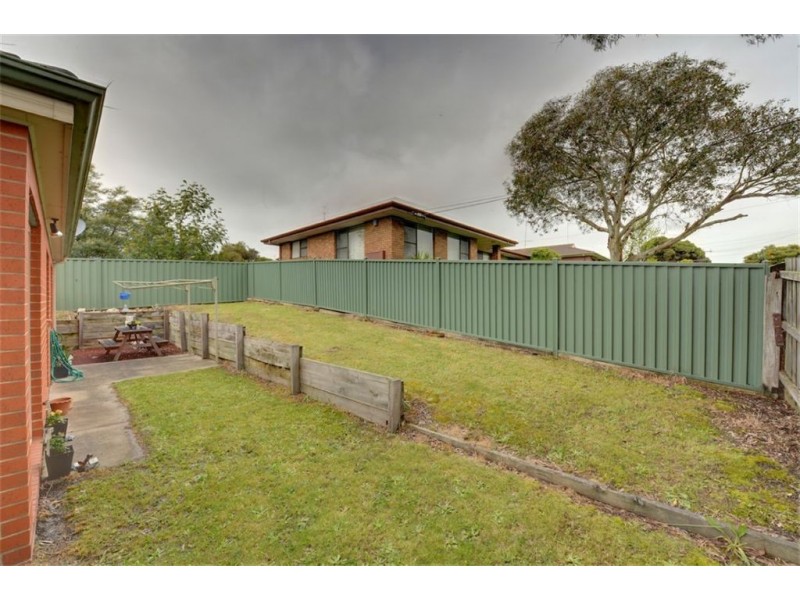 2/922 Geelong Road, Mount Clear VIC 3350