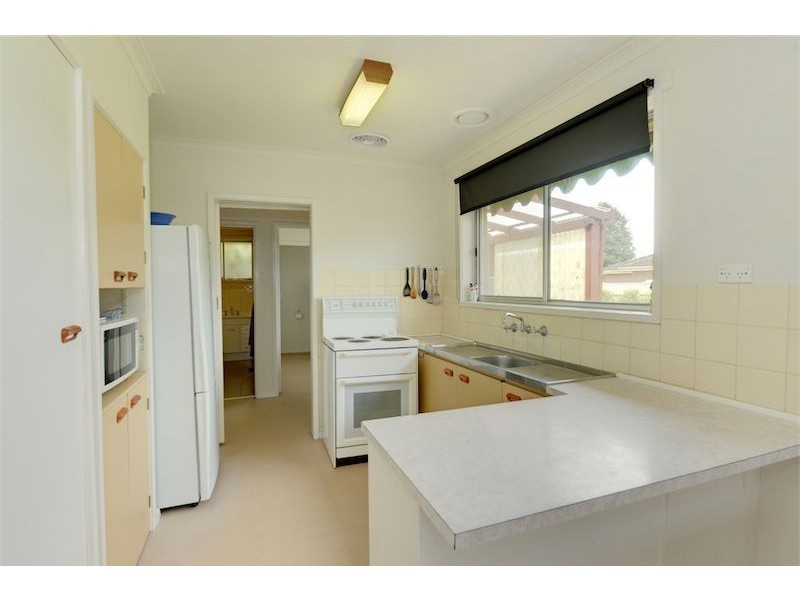 10 Locksley Street, Wendouree VIC 3355