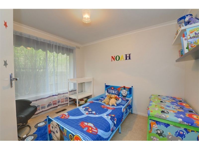 10 Locksley Street, Wendouree VIC 3355