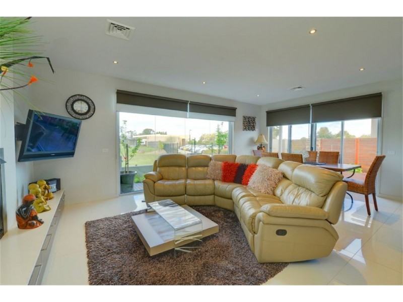 18 Sage Close, Alfredton VIC 3350