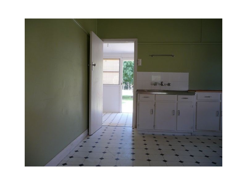 24 Albert Street, Creswick VIC 3363