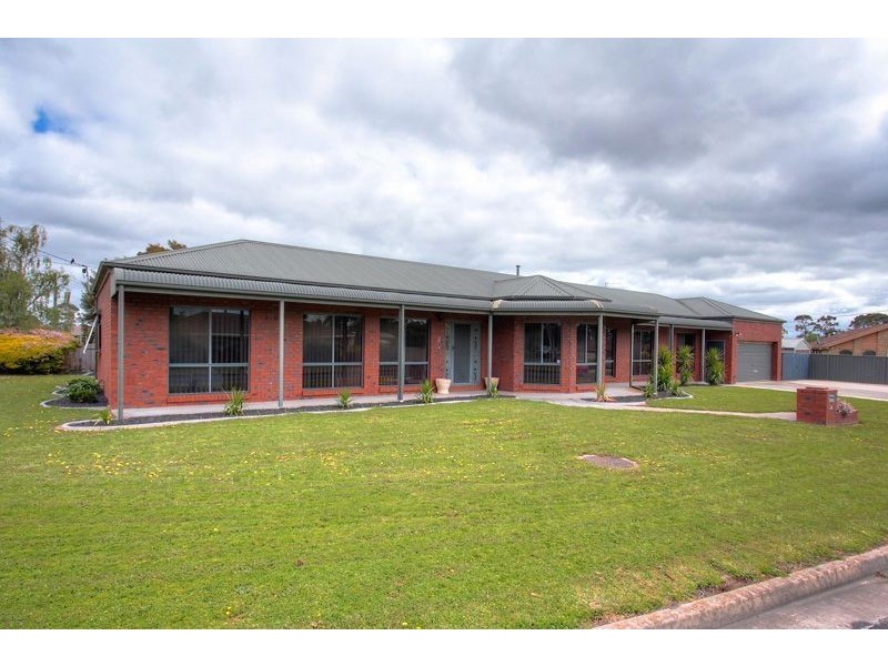3 Wyndholm Crescent, Wendouree VIC 3355