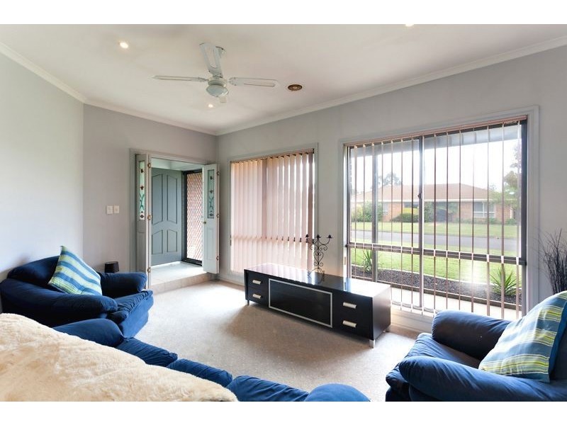 3 Wyndholm Crescent, Wendouree VIC 3355