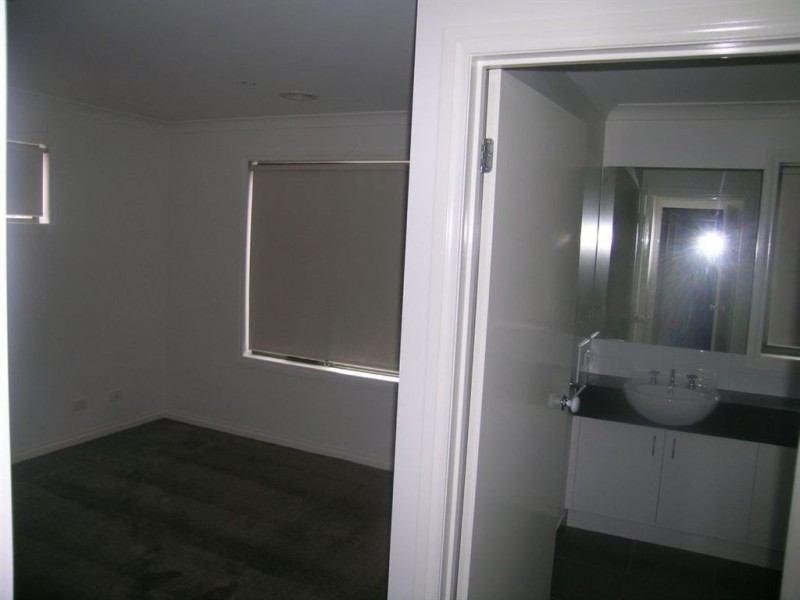 206 Learmonth Road, Wendouree VIC 3355