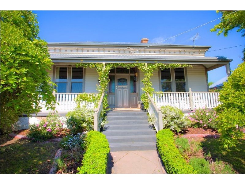 614 Neill Street, Soldiers Hill VIC 3350