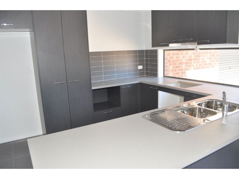 2 Greenhaven Court, Canadian VIC 3350