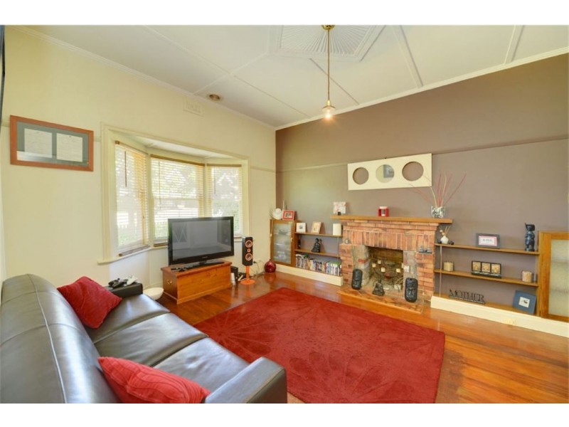 701 Skipton Street, Redan VIC 3350