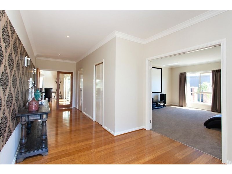 33 Duke Court, Smythes Creek VIC 3351