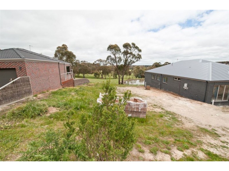 19 Club House Close, Buninyong VIC 3357