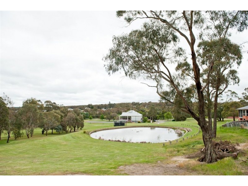 19 Club House Close, Buninyong VIC 3357