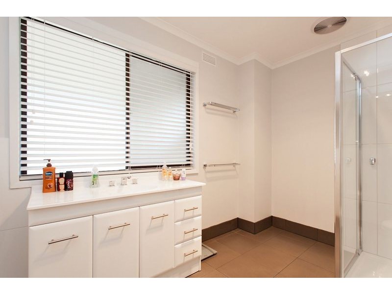 14 Windsor Avenue, Alfredton VIC 3350