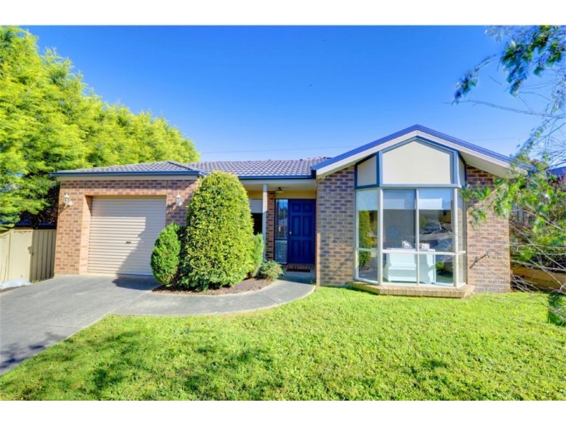 6 Ferndale Court, Mount Helen VIC 3350