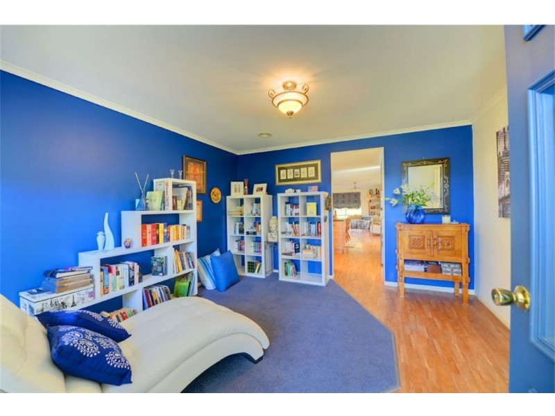 6 Ferndale Court, Mount Helen VIC 3350