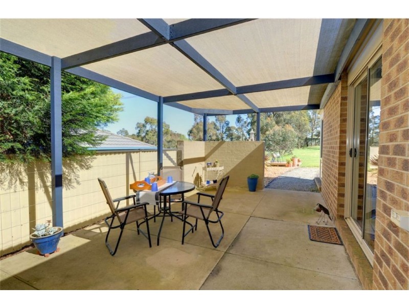 6 Ferndale Court, Mount Helen VIC 3350