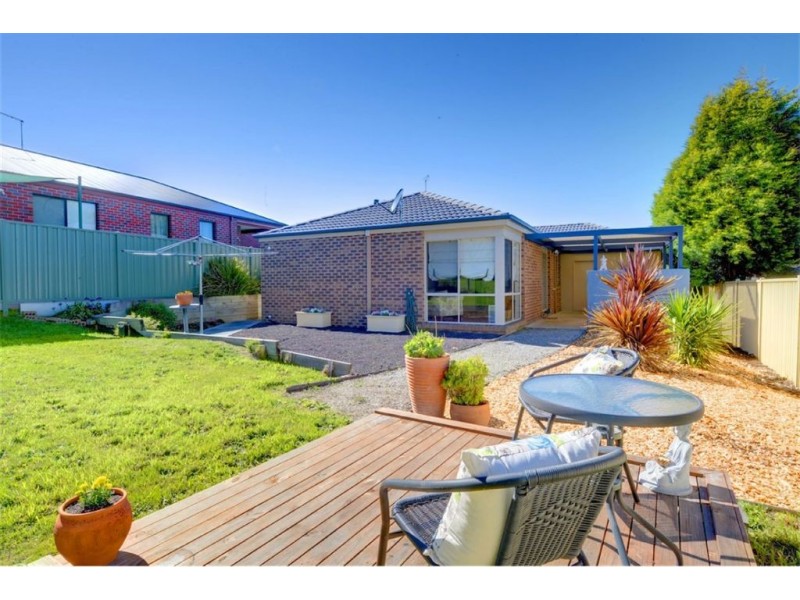 6 Ferndale Court, Mount Helen VIC 3350