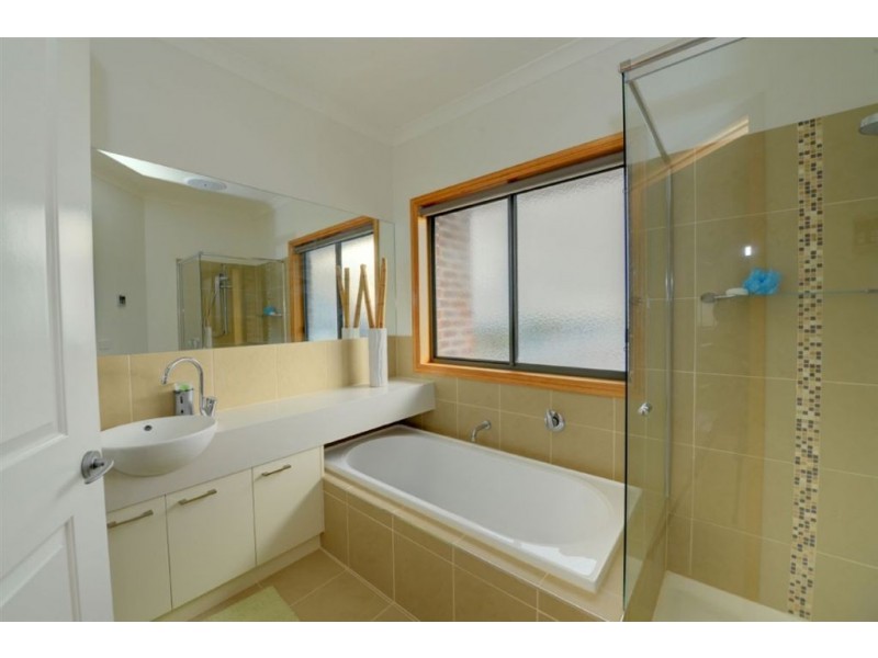 14 Herriott Street, Buninyong VIC 3357