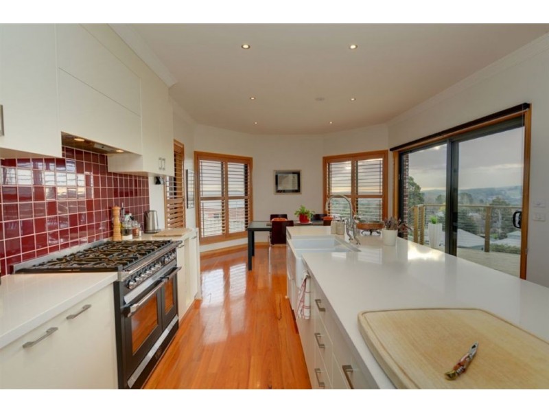 14 Herriott Street, Buninyong VIC 3357