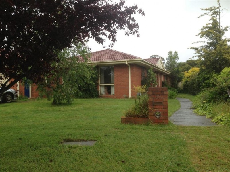 20 Bradby Avenue, Mount Clear VIC 3350