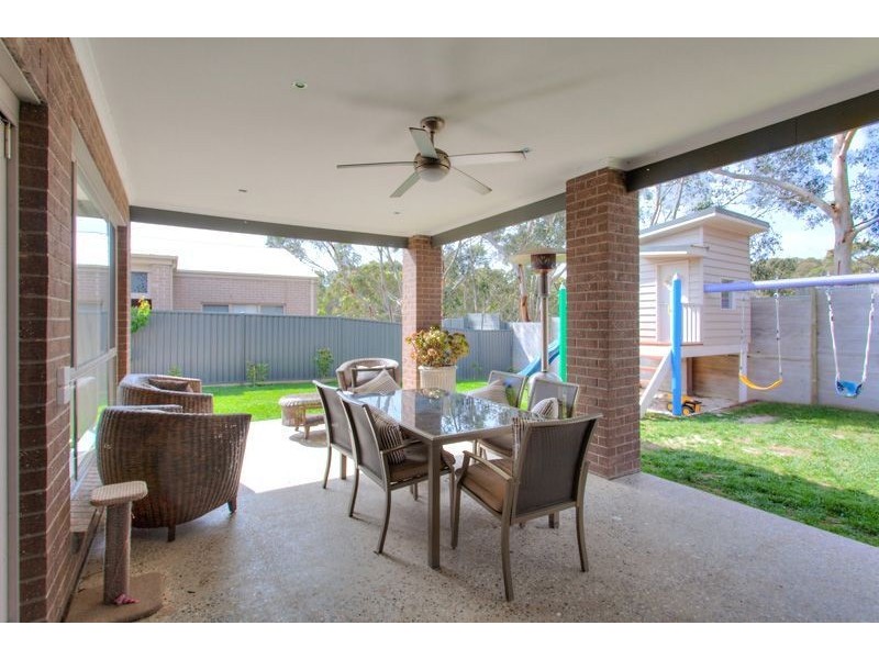 17 St Mirren Drive, Nerrina VIC 3350