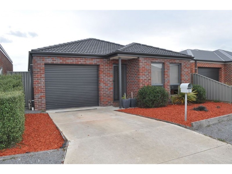31 Ashwood Gardens, Mitchell Park VIC 3355