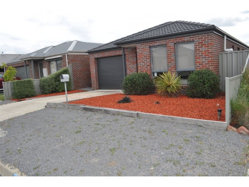 31 Ashwood Gardens, Mitchell Park VIC 3355