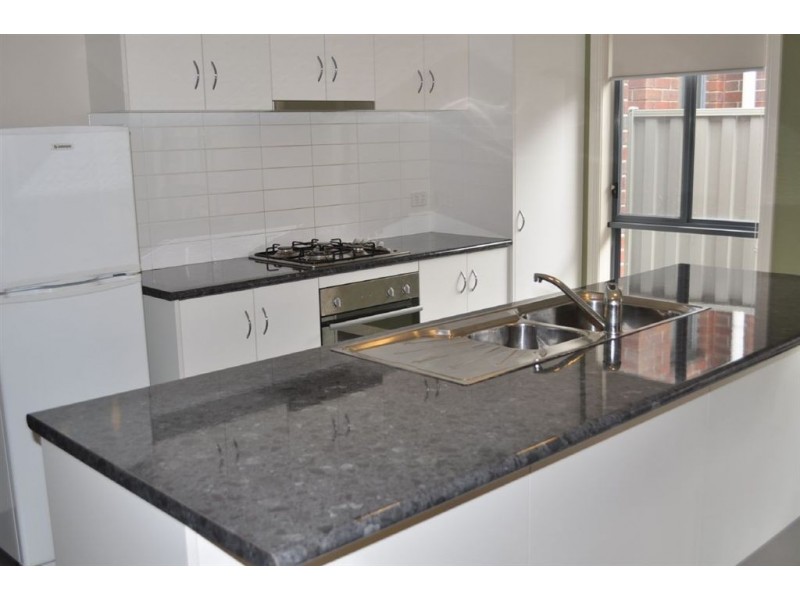 31 Ashwood Gardens, Mitchell Park VIC 3355