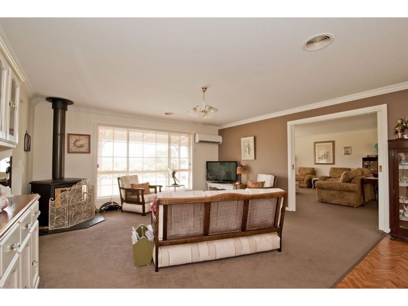 52 Crystal Court, Ross Creek VIC 3351