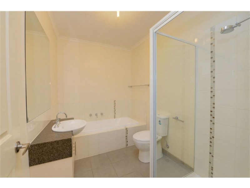 2/17 Bradbury Street, Brown Hill VIC 3350