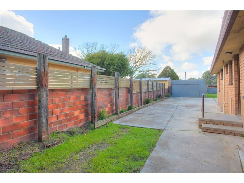 813 Geelong Road, Canadian VIC 3350