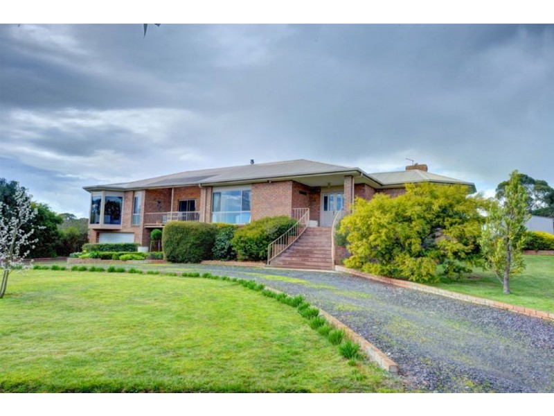 323 Sandys Hill Road, Durham Lead VIC 3352