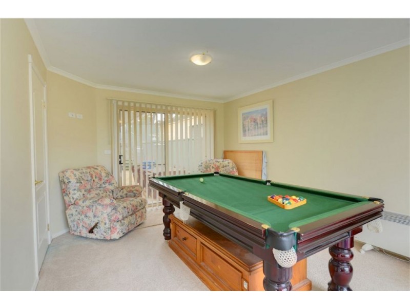 5 Fossickers Grove, Ballarat East VIC 3350