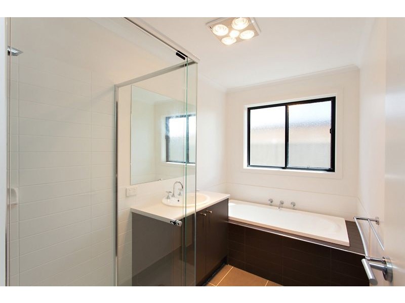 20 Canadian Crescent, Canadian VIC 3350