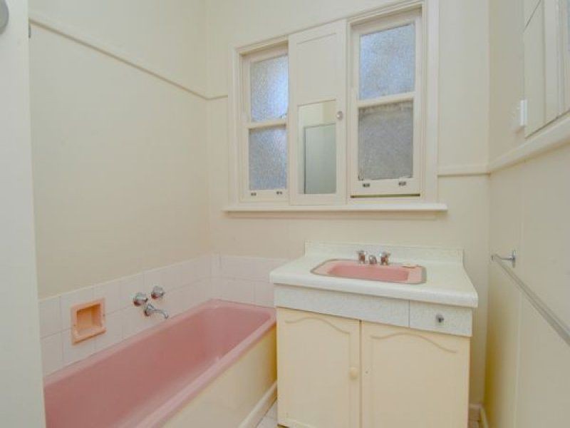 14 Shirley Street, Wendouree VIC 3355