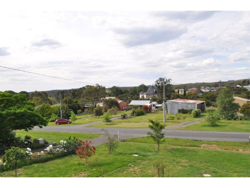 9 Simpson Street, Buninyong VIC 3357