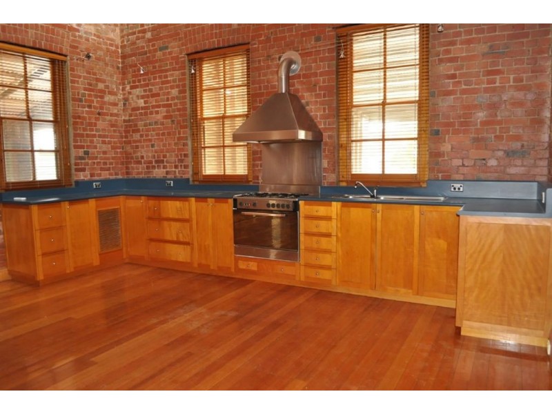 13 Davey Street, Ballarat Central VIC 3350